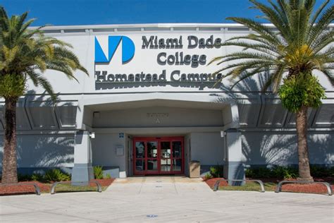 An honors director is assigned to each campus and reports directly to the Dean of The Honors College. . Miami dade honors college